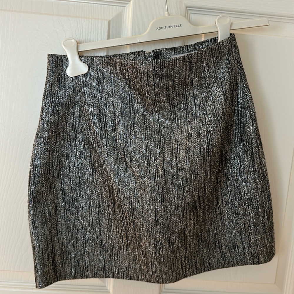 Black and silver metallic mini skirt